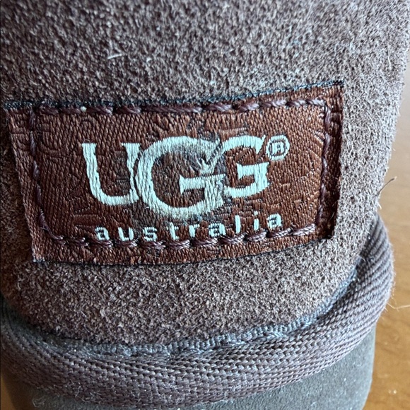 UGG Australia Brand Tall Chocolate Suede Boots Ribbons & real Sheepskin Lining - Picture 14 of 15